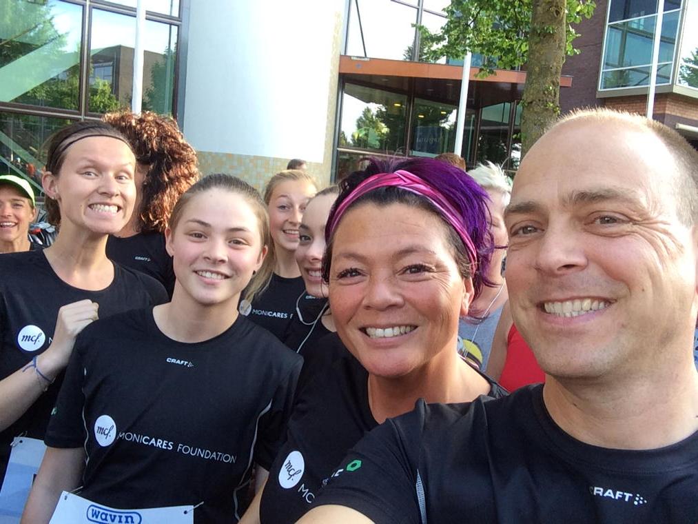 colijnvdkolk's tweet photo. Klaar voor de start #zhm15 #4EM @MonicaresNL http://t.co/8FMxYAH2kO