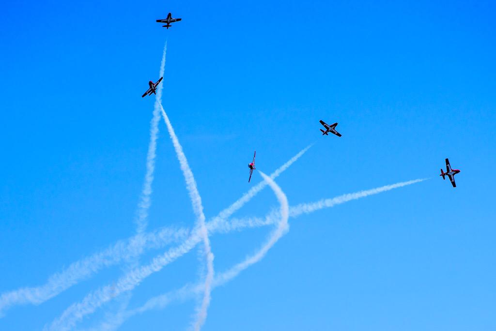 GiordanoPhilip's tweet image. .@SNBD2 @SNBD5 Snowbirds rock! Always love to see you fly! #AirShow #photography @NewsAirshow