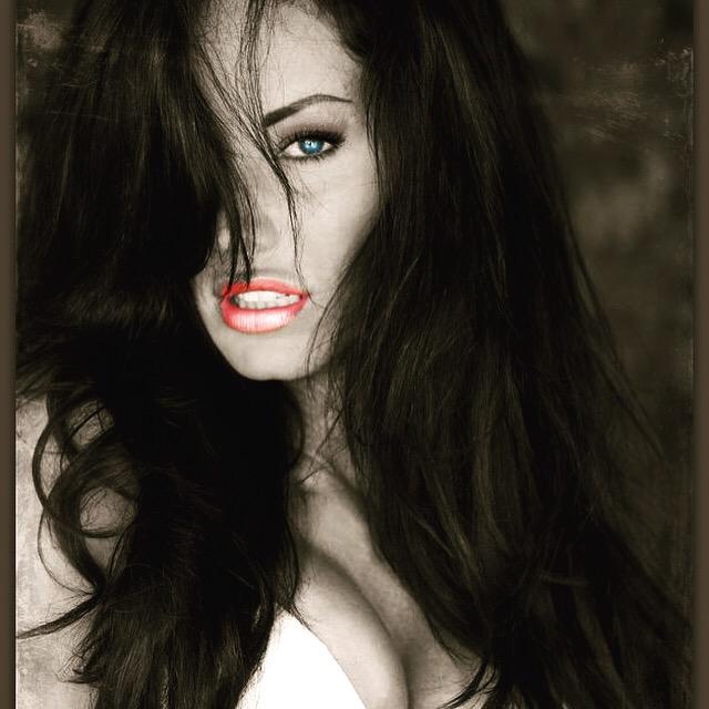 melaniemarden's tweet photo. #SexySaturday #Summer is nearly here, let's get ready #Girls! π #MelanieMagic http://t.co/r0fdj0J6BE