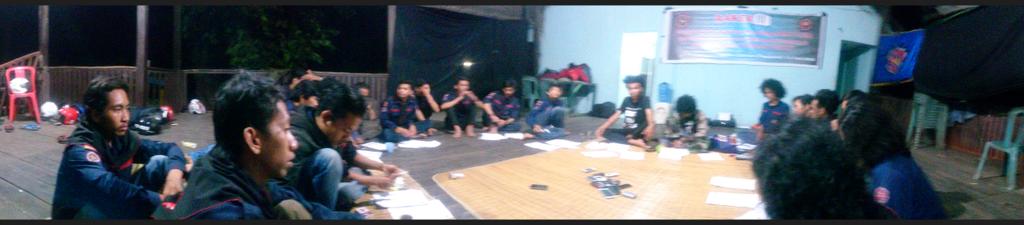 suasana pembahasan rapat kerja