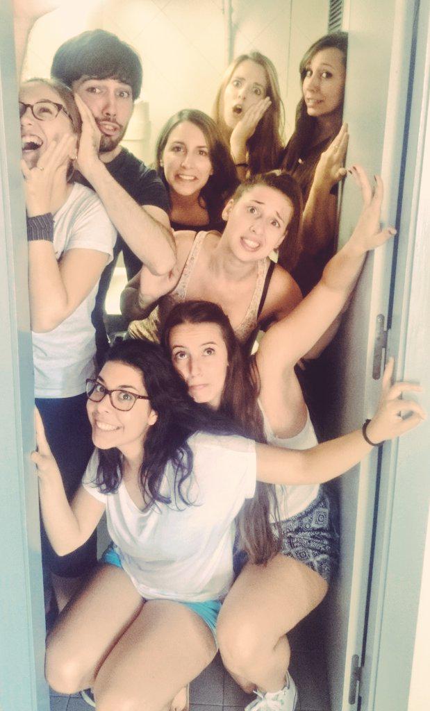 Así hemos acabado hoy! ¿Será que tanto trabajar hace que se nos vaya un poquito la cabeza...? #CuandoNadieNosVe #Tell