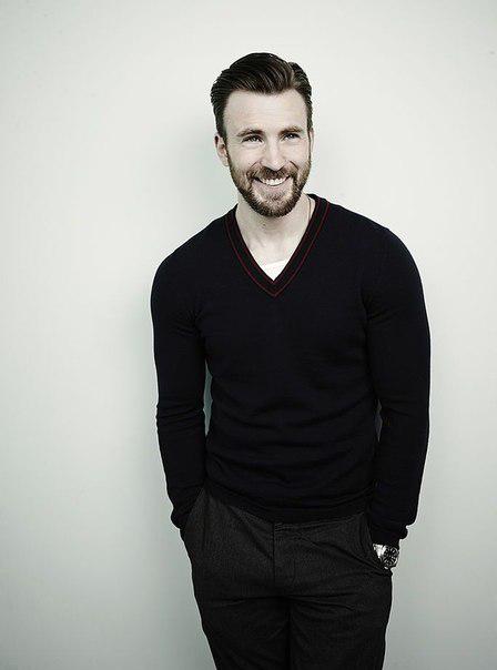 HAPPY BIRTHDAY CHRIS EVANS!!!!! 