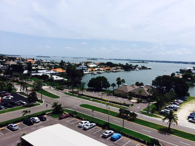 Enjoying my time in #ClearwaterBeach, FL, check out my view 💗☀️😎👙👏 http://t.co/tqfvX2YUUV<a href="/tag/clearwaterbeach"class="tags">#ClearwaterBeach</a>