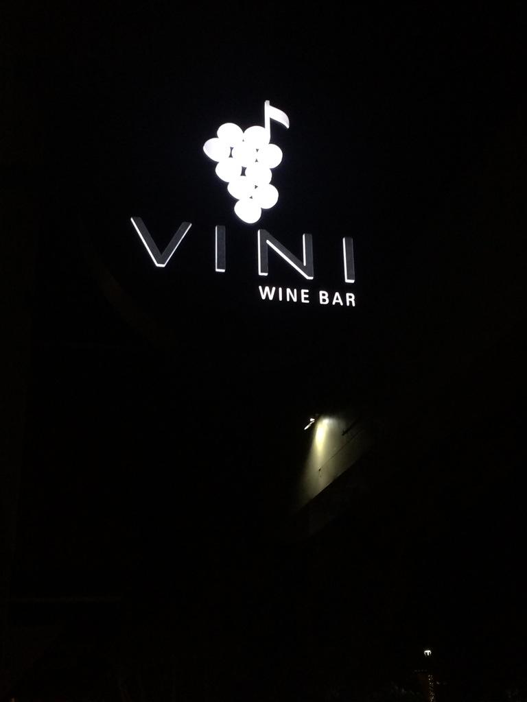 realalexhahn's tweet photo. Playing at Vini Wine Bar for the Davis Music Festival with the Jon Hatamiya Quintet! #jazz #davismusicfest #jonisgood http://t.co/hOGUmdQ7wT