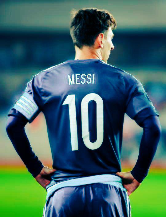 RicharRamoa's tweet photo. Simplemente Gracias por tanto #Messi100Partidos #Ídolo #crack #D10S http://t.co/glo4yrqgtB