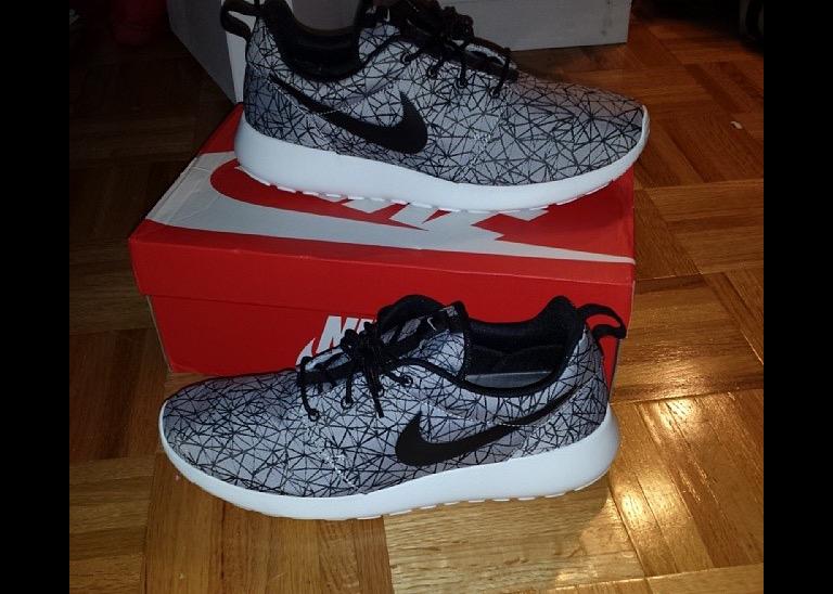 QuinnSchoolboy's tweet photo. So comfortable! http://t.co/DD02FuiLhj