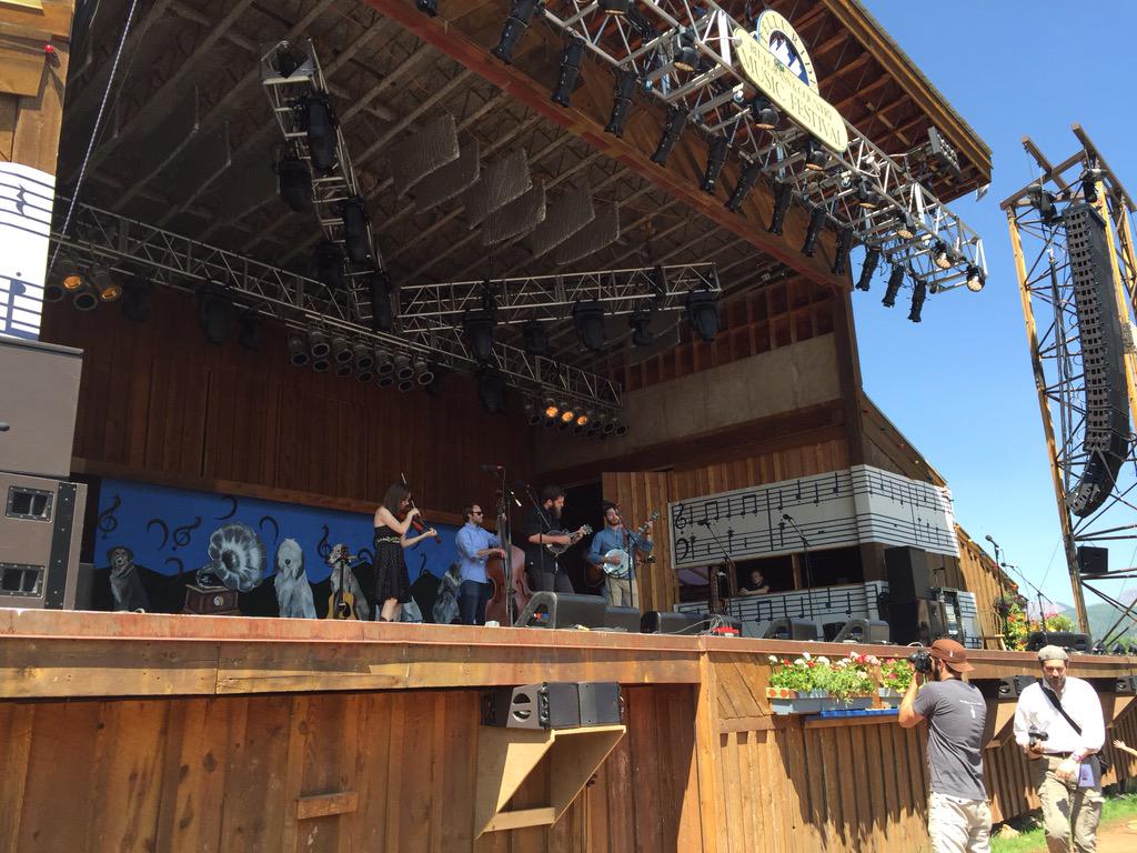 thelotscene's tweet photo. Main stage morning with @troutsteak at @TellurideFests Bluegrass!! #tellyeah #TBF42 Excellent time!! http://t.co/DnVmf6DD1c