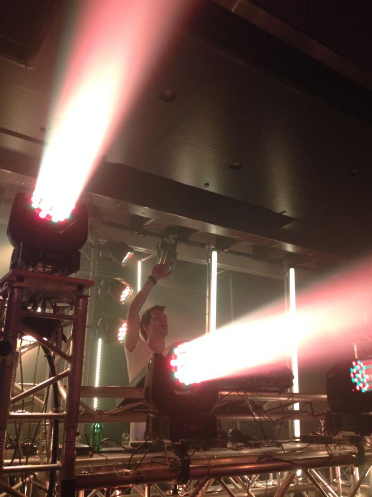 koen99k's tweet photo. Thnx Code Black for a great night!🔊 @codeblackmedia #zaaldijk http://t.co/YRM77pNra4