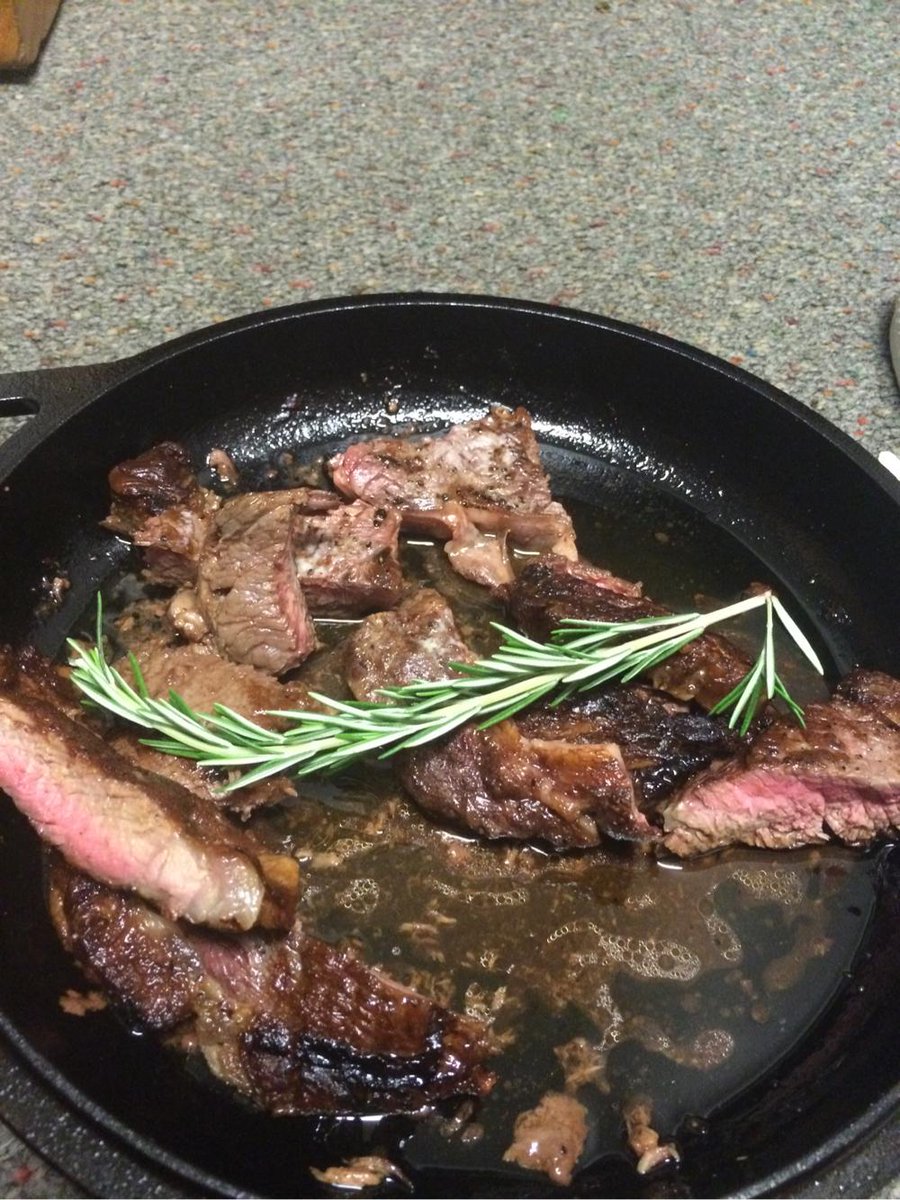 RansomPatterson's tweet image. Steak from #4HourChef was worth setting off my dorm fire alarm. @tferriss wasn't kidding when he said was "smoky."