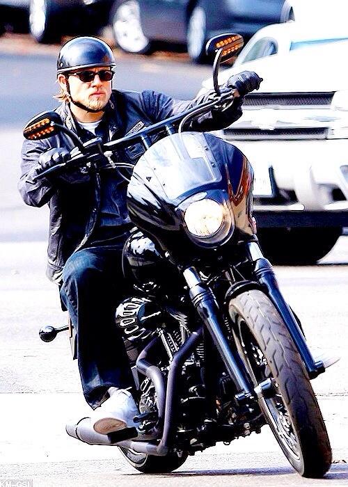 InfamousVox's tweet image. 