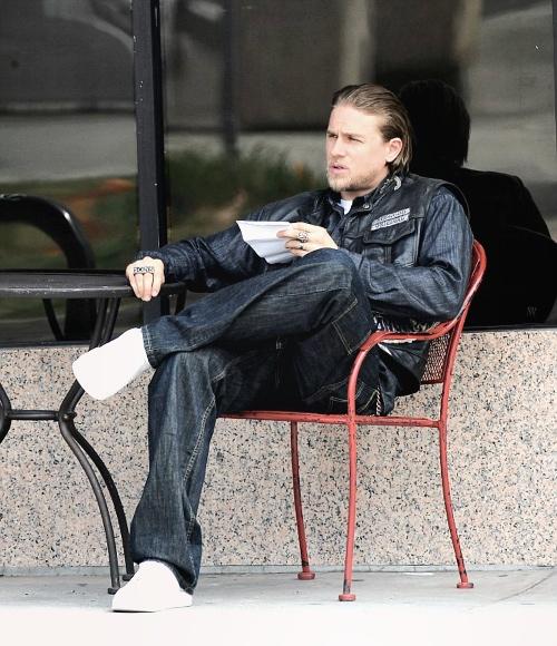 InfamousVox's tweet image. 