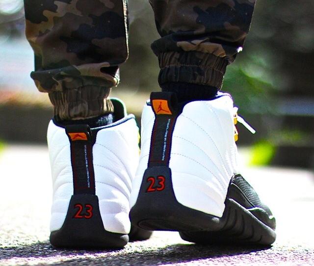 SneakerPics23's tweet photo. Taxi 12's http://t.co/AyuoP7VFpX