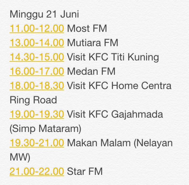 Angelo_Mikha's tweet photo. Jadwal @TheOvertunes hari ini di Medan. :D see ya http://t.co/5TB1kOLhGU