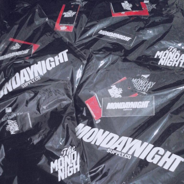 Happy Sunday , Yuk segera list ordermu &amp; Jangan sampai kehabisan ya 👍