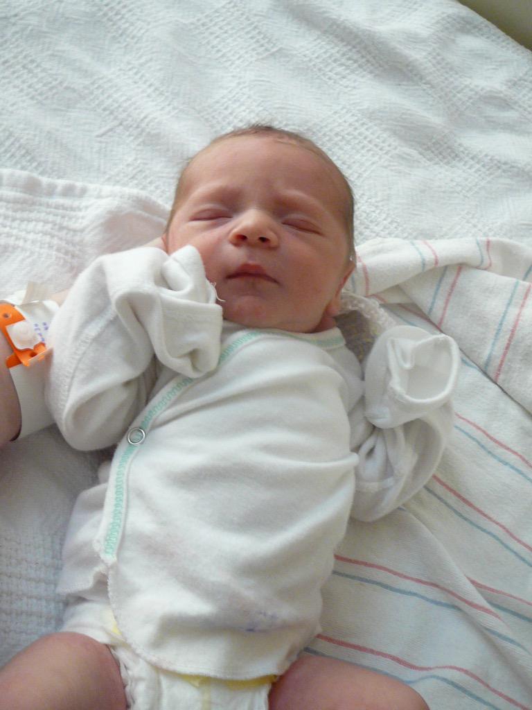 He's here!!!!!🙈💙