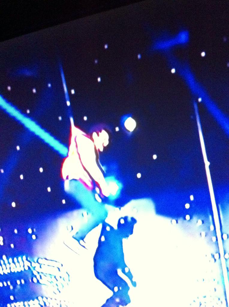 chl_brd's tweet photo. ⚠️ MOUTON VOLANT ⚠️ LA ON PEUX LE DIRE 😂😂😂 @kevadamsss JE T'AIME TU SAIS 😂😂😂 #VTEP80 @Arthur_Officiel @ArDucret http://t.co/9IqHtaJ8Dc