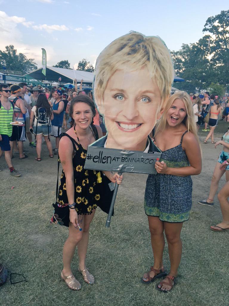 mellzbellz_'s tweet photo. @TheEllenShow saw #EllenatBonnaroo 😊👋🏼💋 @SextonSydney http://t.co/eatEL4ap8N
