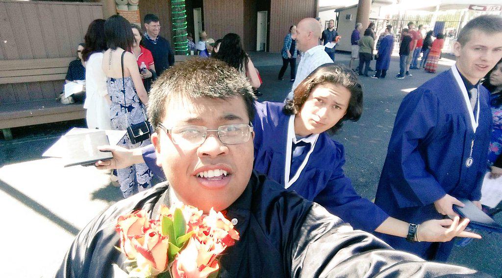 RyanLoy97's tweet photo. Didn't get to walk with my friends today, but we made it! #PSDGrads #SeniorClass #ClassOf2015 ♡ http://t.co/olg2nw9fRS