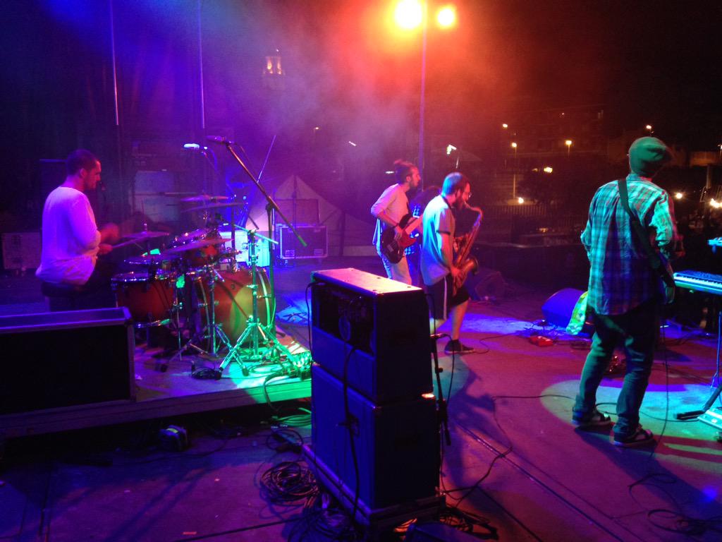 I ara el torn d' <a href="/ApacBand/">ApacBand</a> al #trackvendrell