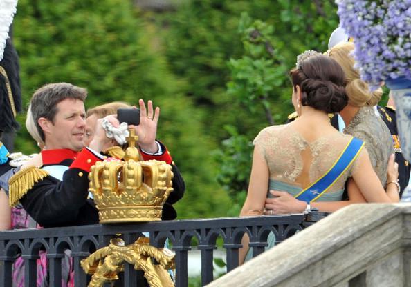 BODA DEL PRINCIPE CARLOS FELIPE Y SOFIA HELLQVIST - Página 5 CHaj5PeUAAA9i7Q