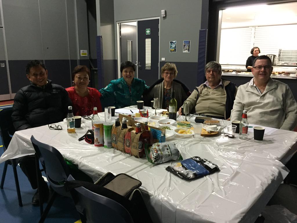 CroweJacinta's tweet photo. Other teams at Trivia Night http://t.co/CwxFHPI3Pt