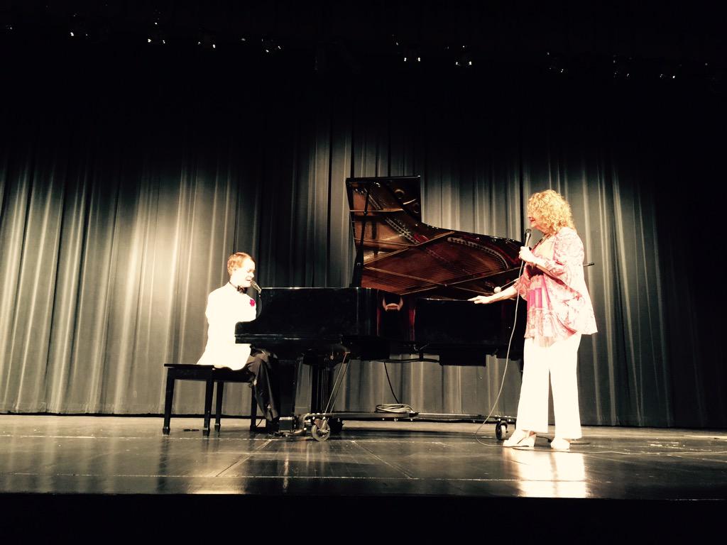 Cole Porter tweet media