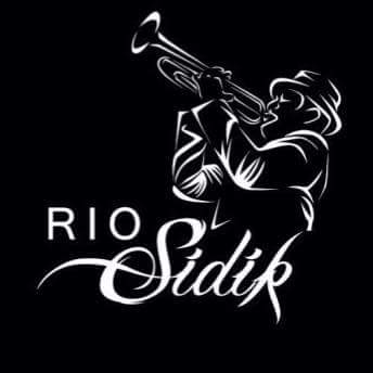 Happy Sunday Guys..😊🎺🎺🎺