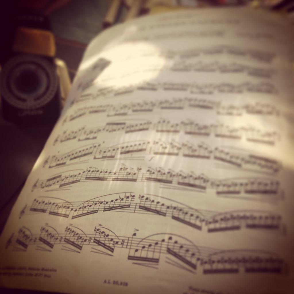 noerbh's tweet photo. Preppin for da club | Valentines tonight w Ian Christensen Quartet et al 9pm http://t.co/ys6Q0EhFfx