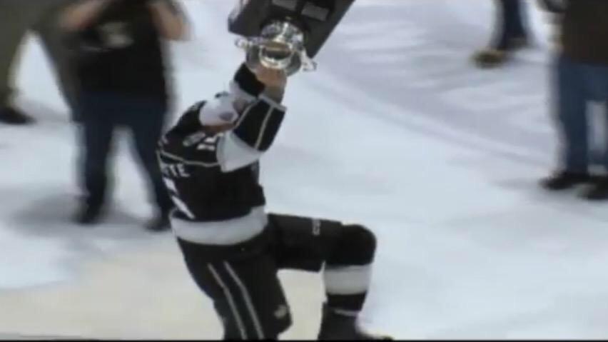 a_melendez10's tweet photo. congratulations @BizNasty2point0 on winning the calder cup! http://t.co/BRykmPhFid