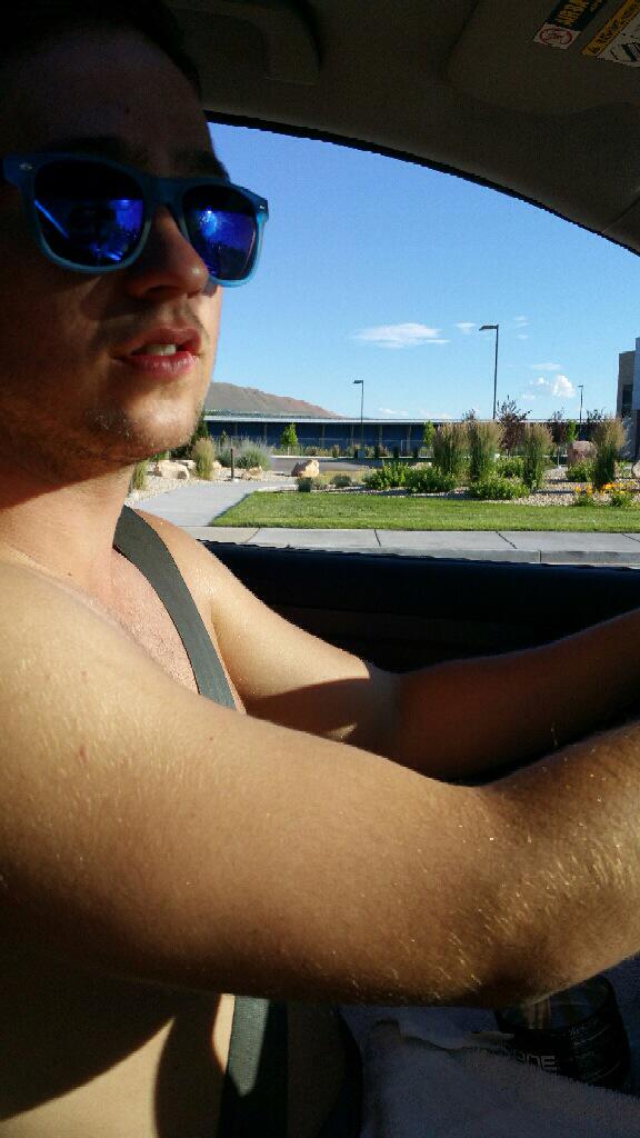 PoolBoiz's tweet photo. #LT "I'm literally driving and getting tan" #PoolBoiz http://t.co/RUQjlG59wW