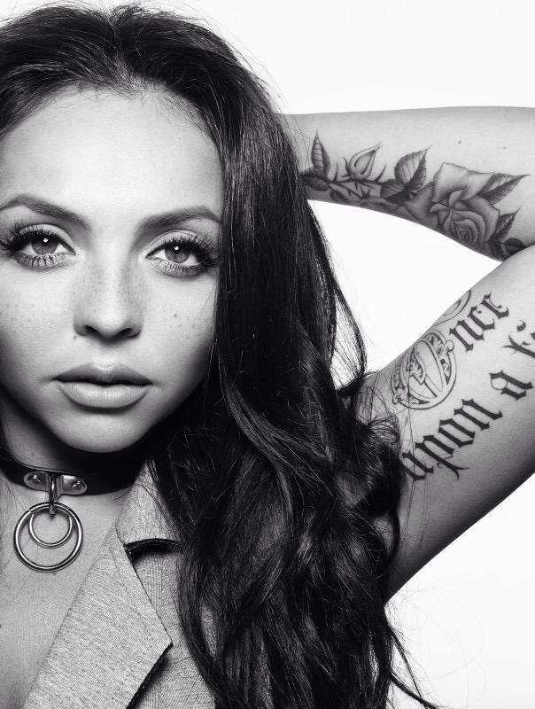 HAPPY BIRTHDAY TO MY FAV FROM LITTLE MIX JESY NELSON   she\s complete bae!  