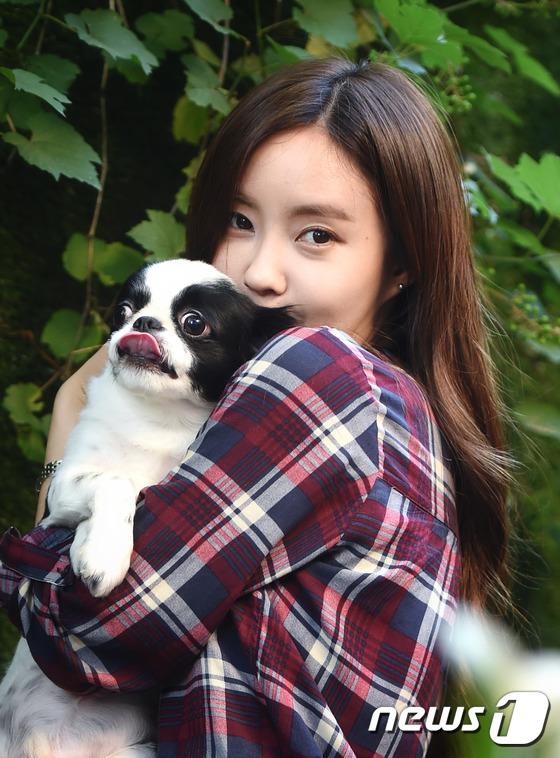 T_ARAPETS's tweet photo. [Star Pet Story] #Youngmini #Hyomin #t_dogs _2 http://t.co/h4I1FSDgu6