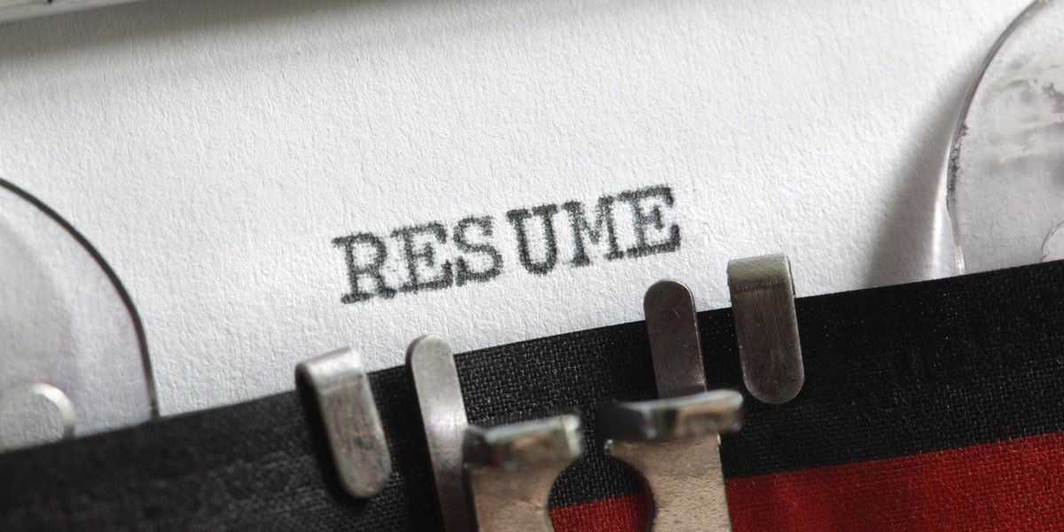 HuffPost's tweet photo. Here are 5 fonts you should use on resumes. Spoiler alert: Times New Roman isn't one of them. http://t.co/4n34OB5rzt http://t.co/S50ksG8Kow
