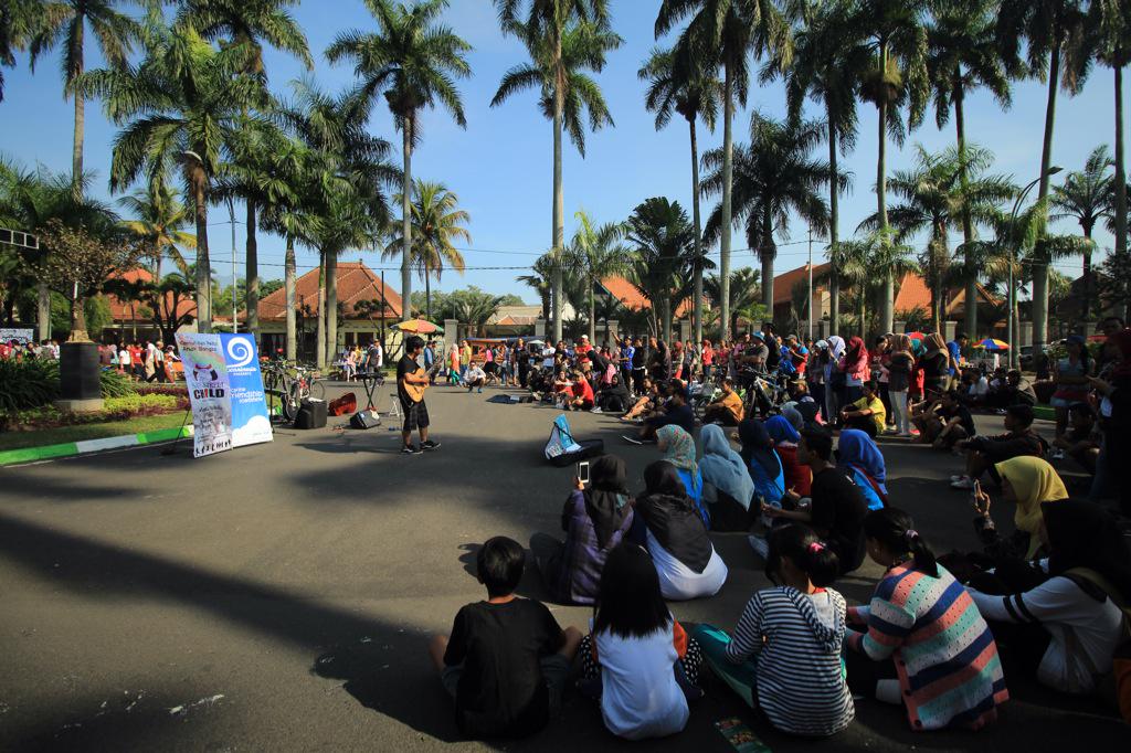 tadi mampir ke komunitas <a href="/Sschildmalang/">sschildmalang</a>