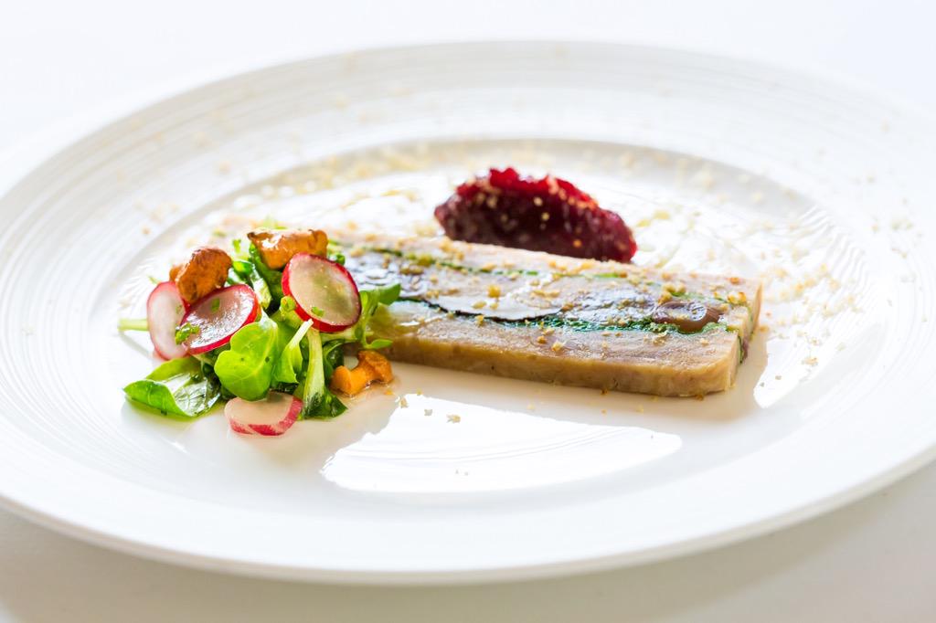 Photographed a selection of amazing food today <a href="/MarwellHotel/">Marwell Hotel</a> hope <a href="/PhilYeomans/">phil yeomans</a> likes the images 😃