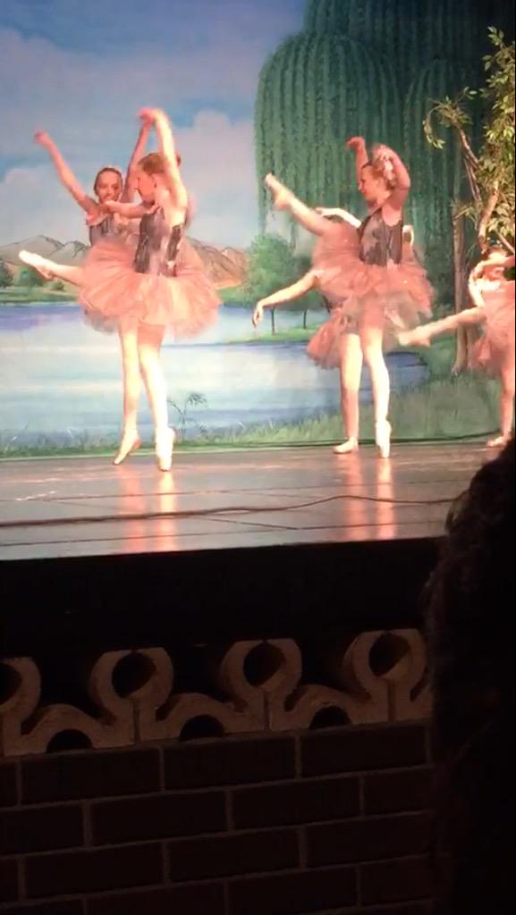 tgcolter2's tweet photo. all done with beg. pointe๐ข๐ #BalletArtsOfPeru http://t.co/Si4DWHprZi