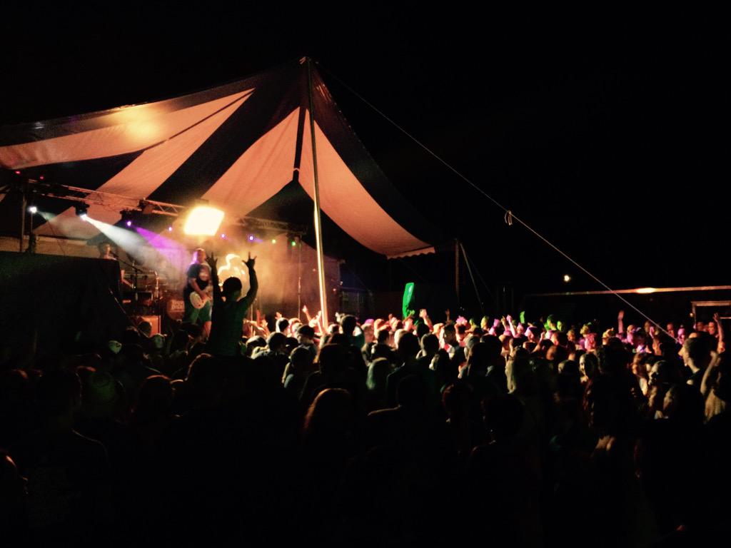 BotkinsCarousel's tweet image. This is how @BotkinsCarousel rolls with @trickydickcover LOVE THEM!!!!