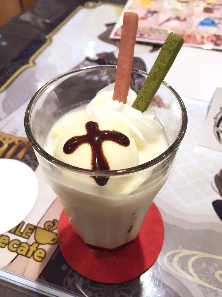 アニメイトカフェにご招待いただきまして色々食べて、ノートには彦さんと来派合作させていただいてきました〜(*^^*)♡  ありがとうございました!! 