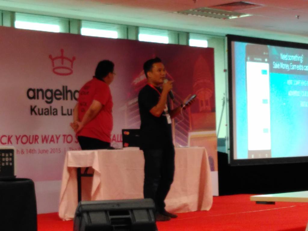 AngelHackKL's tweet photo. FooRental! Don't waste money on buying new and rarely used equipments, use this marketplace platform #ahkl2015 http://t.co/OMfi5yqfkh
