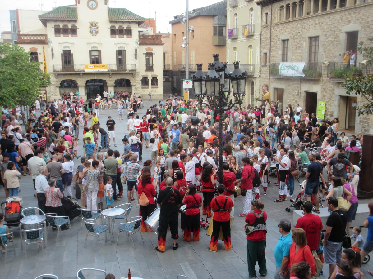 HotelSuis's tweet photo. 10è Aniversari @BastonersQuico http://t.co/cu1OViJPgy