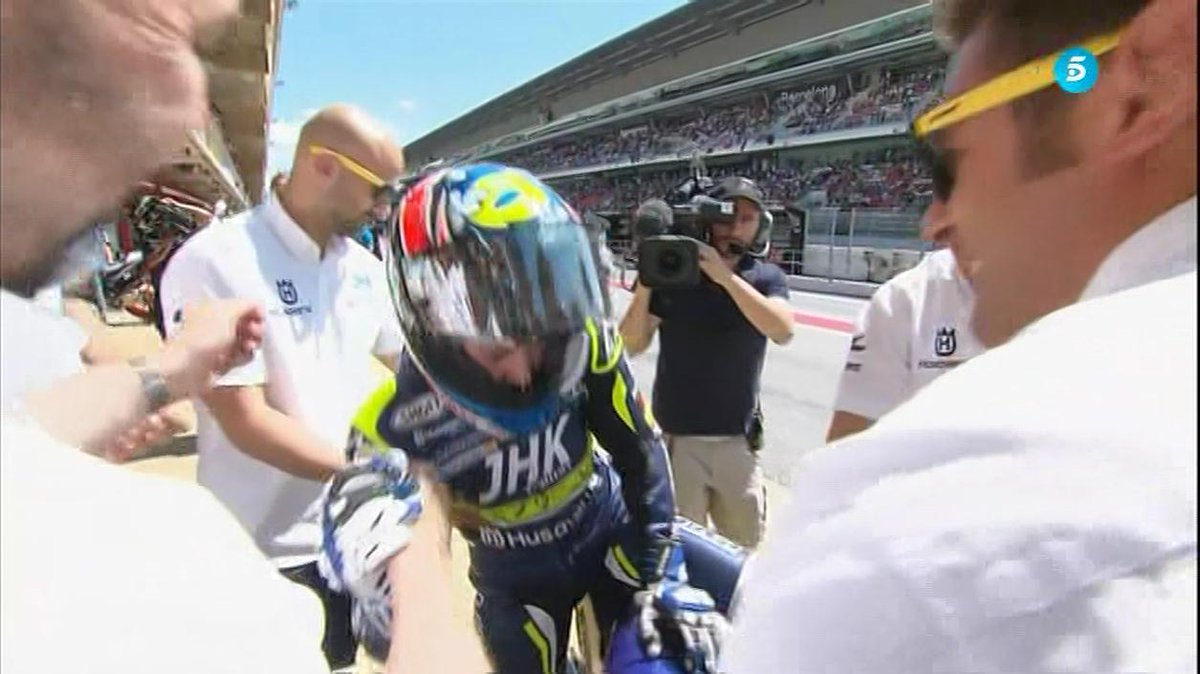 MediasetMotor's tweet photo. VIDEO @MariiaHerrera_6 hace historia al conseguir su primer punto en el Mundial http://t.co/QpV6bKDpmb #Moto3 #MotoGP http://t.co/gp9WiYVpwq