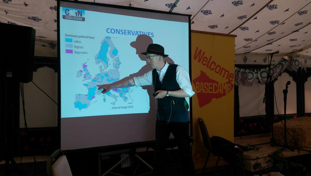 climategeorge's tweet photo. Met so many inspiring people @ FoE #bcamp15-here w filmnoir strategy for speaking to conservatives!
@andythegreenie
http://t.co/C5DeXCS6tv
