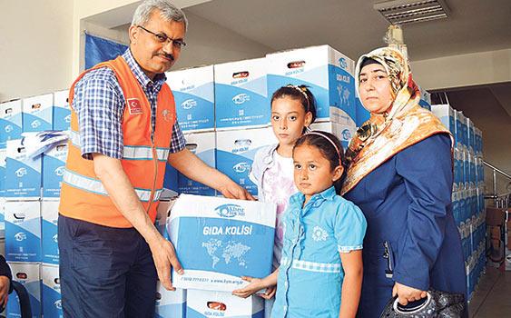 tr724com's tweet photo. Kimse Yok Mu'dan Ramazan seferberliği: Hedef günde 70 bin iftar

http://t.co/NfOCmaQtt0 http://t.co/oCebe7zKWY