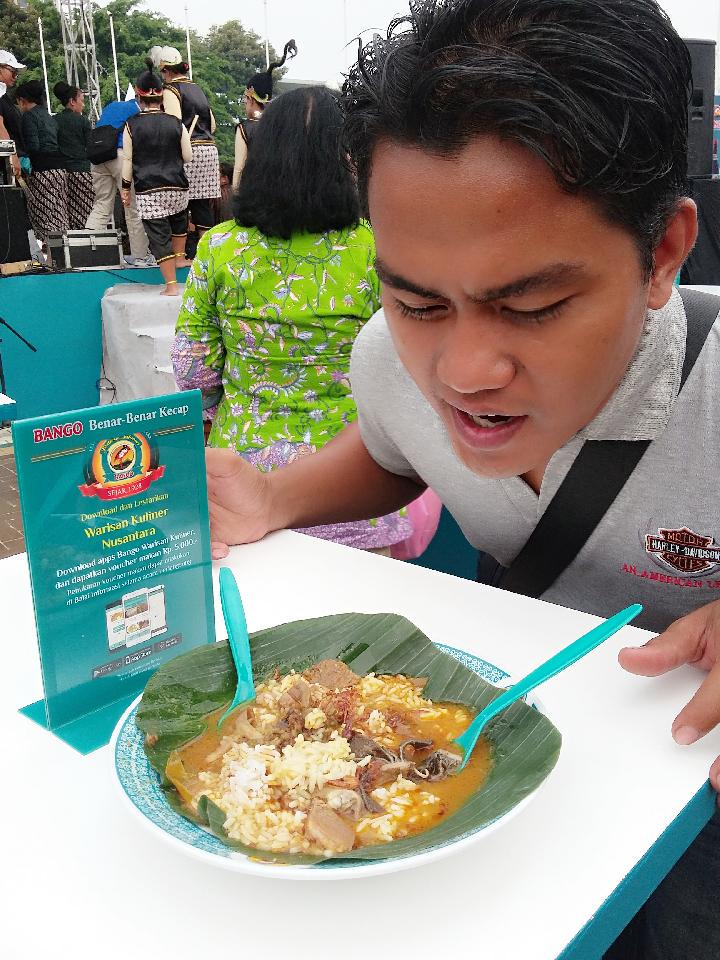vanela_latte's tweet photo. #KulinerIndonesiaku #FJB2015 http://t.co/BUkdPYoZYu