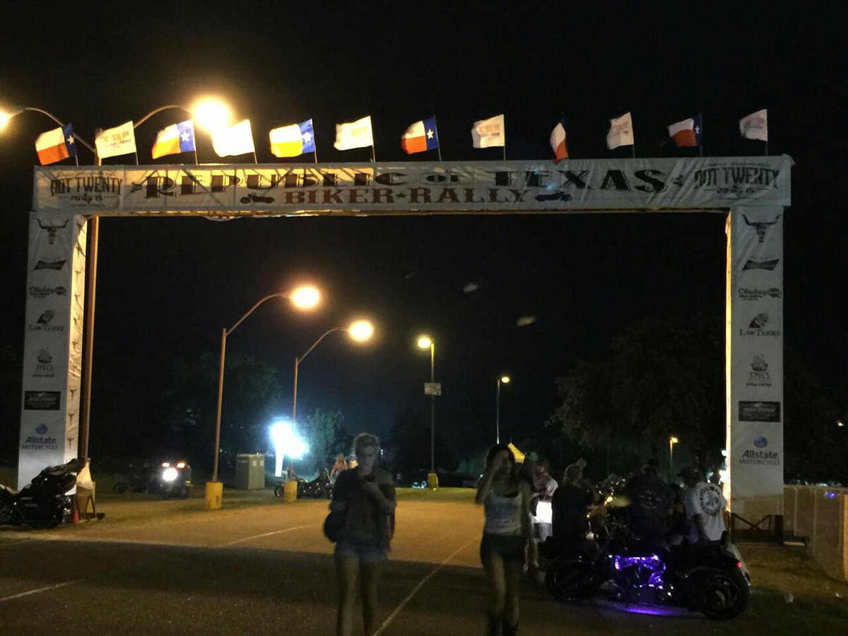 2hub's tweet photo. What a great night @ROTRally #ROTRally2015 http://t.co/pFB3l7fh3L