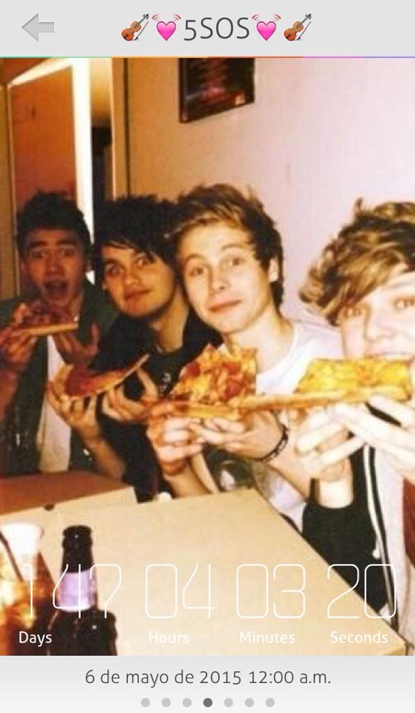 21migraines's tweet photo. @Michael5sos @5SOS #MICHAELGETWELLSOON
#CALUMGETWELLSOON
#5SOSGETWELLSOON
#5SOSFAMLOVES5SOS
#StayStrongMichael http://t.co/rcJfADkMvJ