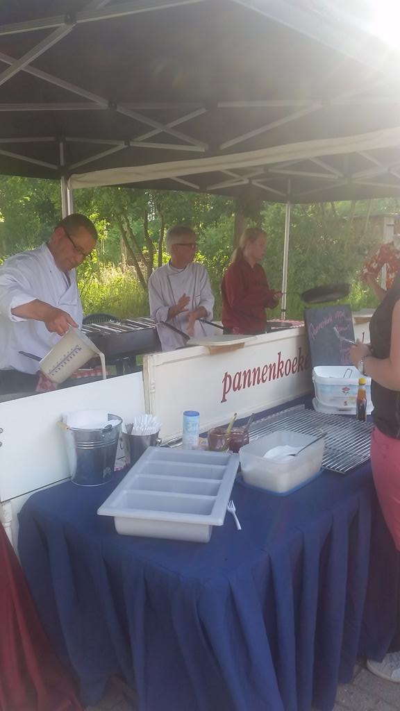 Feestje? Onze pannenkoeken kraam is weer eens wat anders dan de BBQ