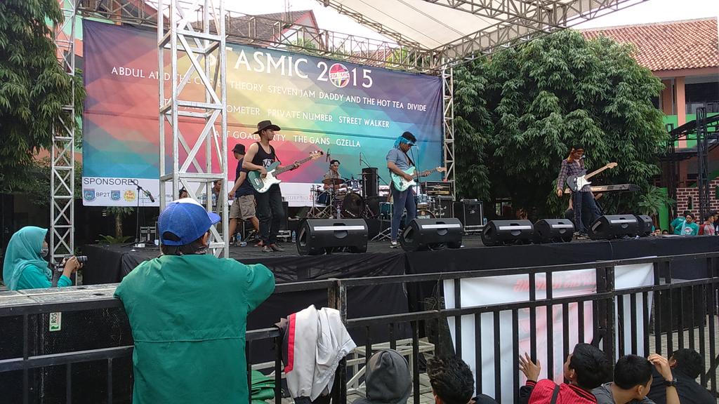 STASMIC 2015 tweet media