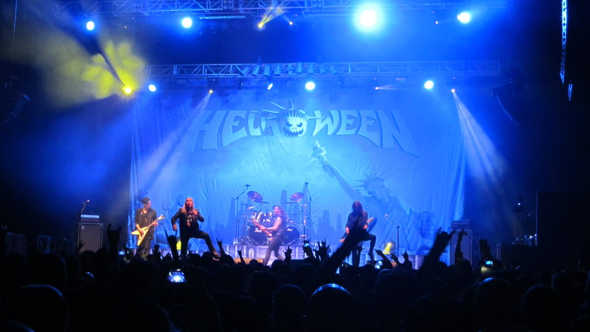 Noche de heavy metal  en <a href="/OistesRock/">OistesRock</a> con <a href="/helloweenorg/">Helloween</a> <a href="/OverkillBand/">OVERKILL</a> <a href="/AngelusApatrida/">Angelus Apatrida</a> <a href="/LordsOfBlack/">Lords Of Black</a>