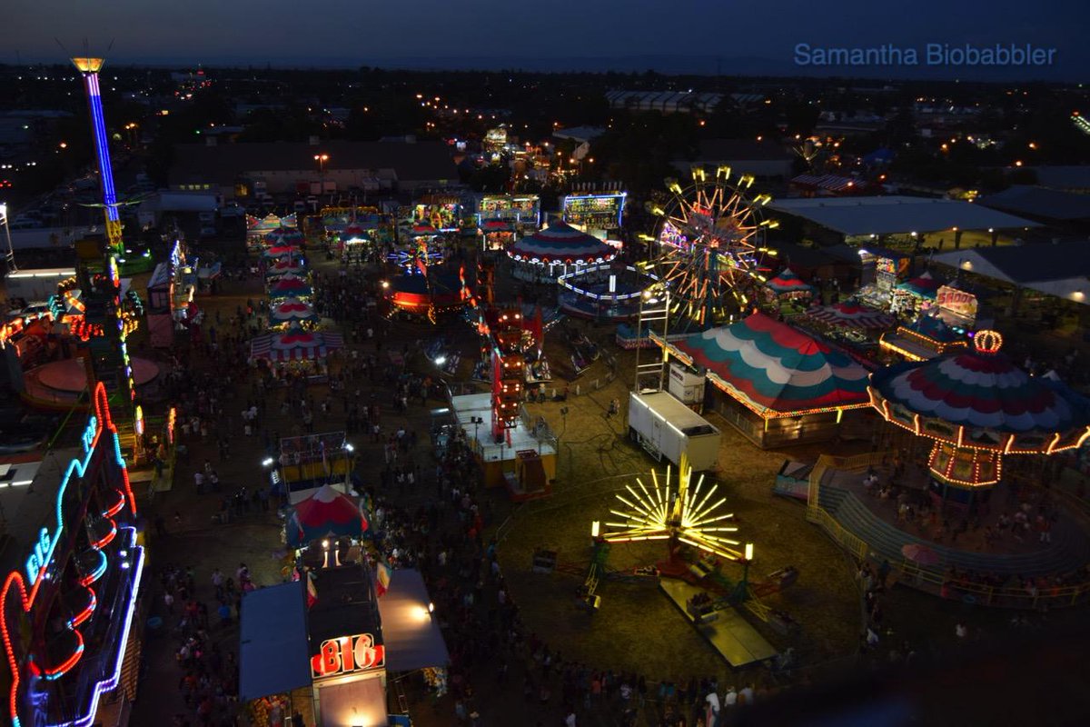 biobabbler's tweet photo. A summertime classic: the county fair. =) #ILikeColor http://t.co/E7IIk7e92Y
